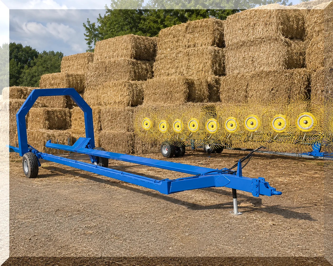 9JYY-2.5 Compact Round Bale Transporter Trailer Application